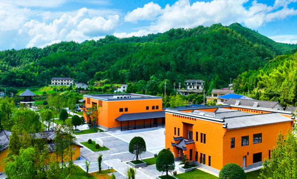 新晉紅色文旅打卡地!板溪湖文化旅游區(qū)紅色課堂熱